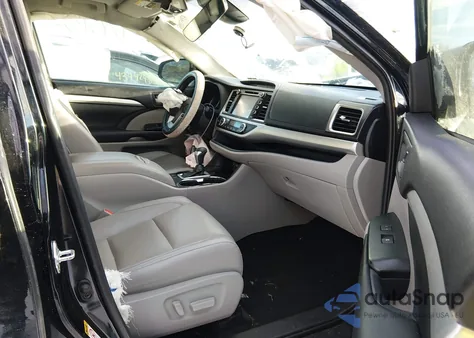 2019 Toyota Highlander Xle из США, поврежденный, VIN 5TDJZRFH7KS576597